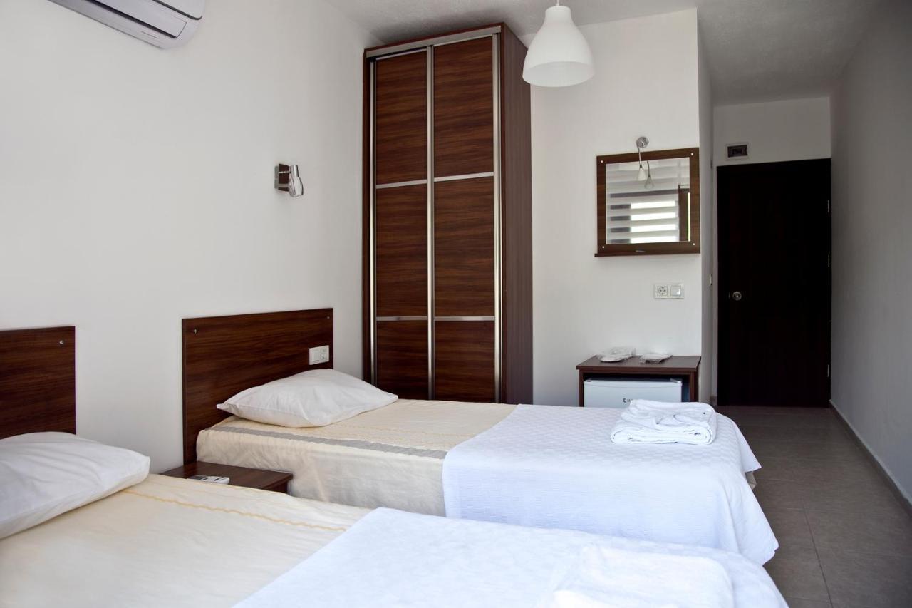 ชาฮิน โมเทล แอนด์ เรสเตอรองต์ Hotel Yaliciftlik ภายนอก รูปภาพ